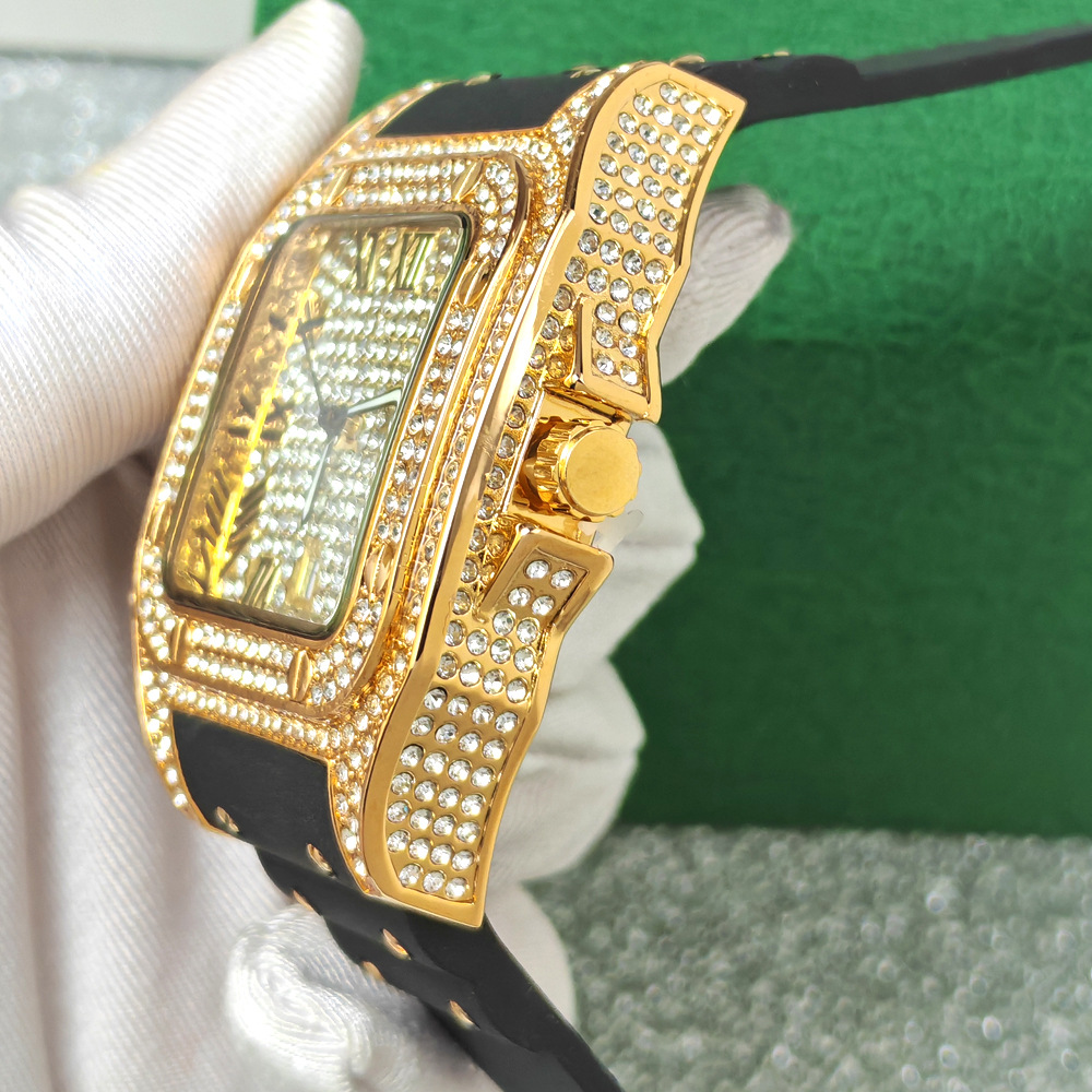 Hot Fashion Square Full Diamon - Jewelry Type Watches recension och pris