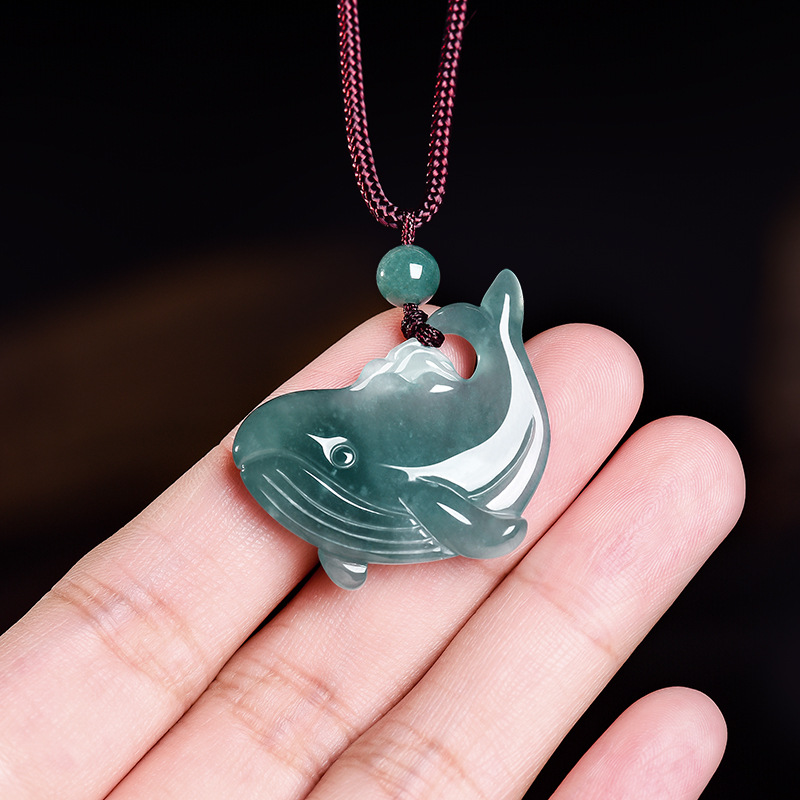 Natural Burmese Jadeite Whale  - Jewelry & Watches Ltd recension och pris