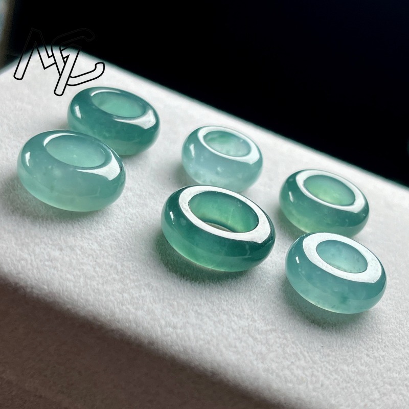 Natural Emerald Blue Water Luc - Jewelry & Watches Ltd recension och pris