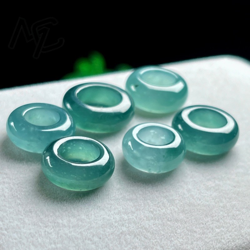 Natural Emerald Blue Water Luc - Jewelry & Watches Ltd recension och pris